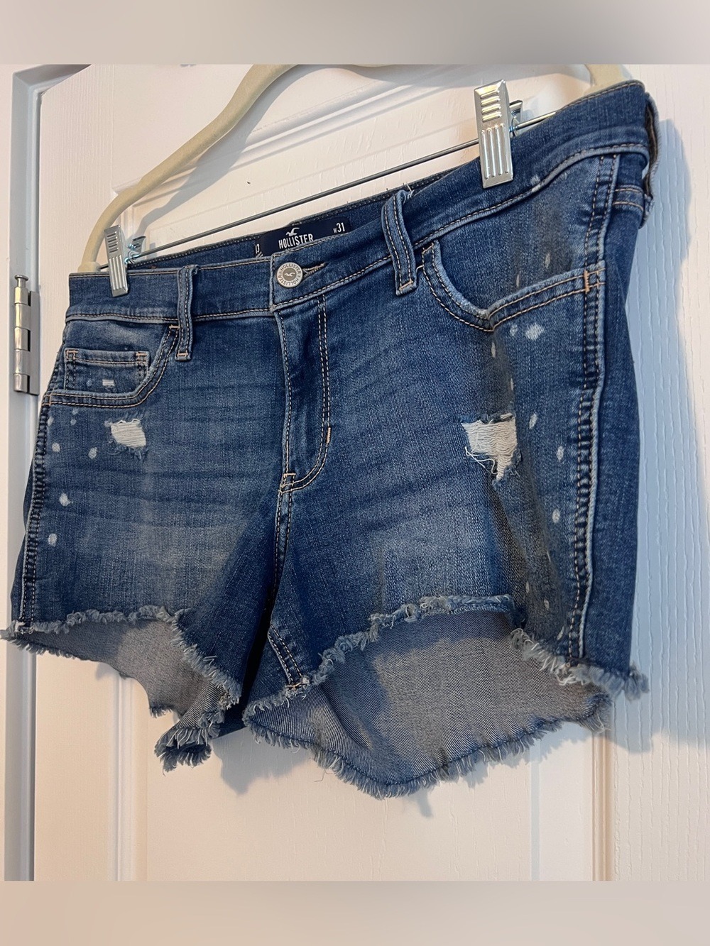 Hollister Low Rise Distressed Cutoff Denim Shorts - Size 13 / W31